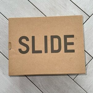 Yeezy slides (Box Only)